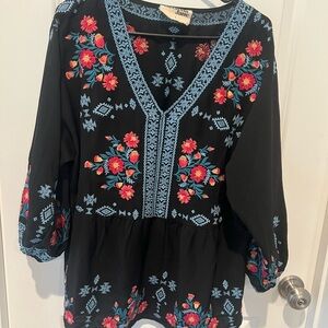 Savanna Jane Black Blouse with Blue Embroidery size large